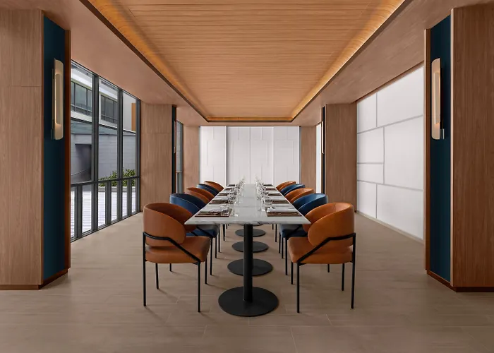 Courtyard By Marriott Bangkok Sukhumvit 20
